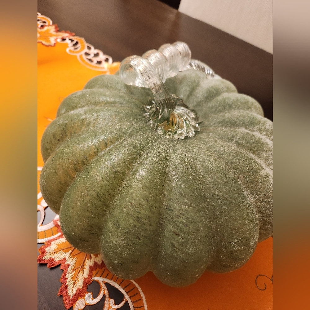 Glass Pumpkin - Picture 3 of 5